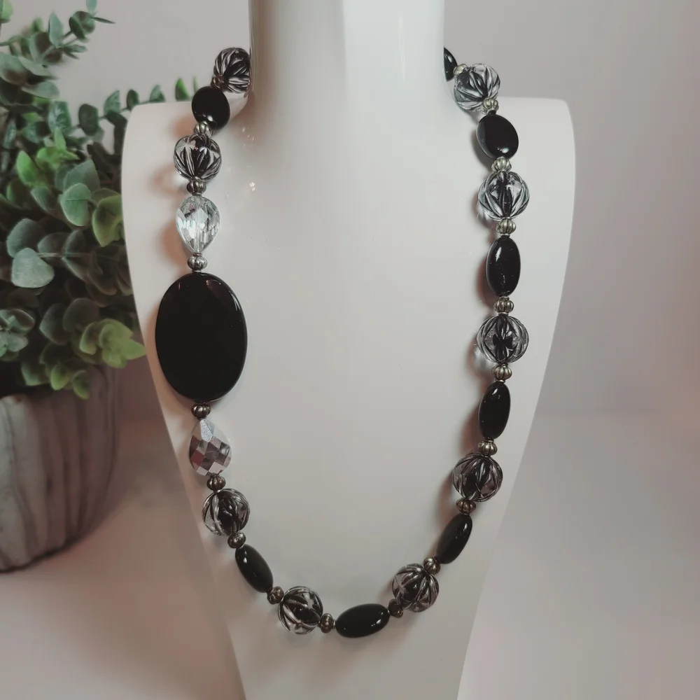 Black & Clear Beaded Statement Necklace with Large Faceted Pendant – 20